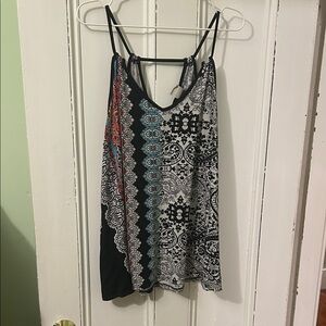 In Bloom Black and White Patterned Camisole